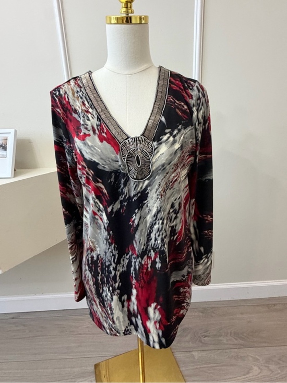 Dana Buchman Black Red Cream Abstract V-Neck Tunic with Embellished Medallion